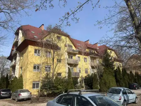 eladó téglalakás, Tököl