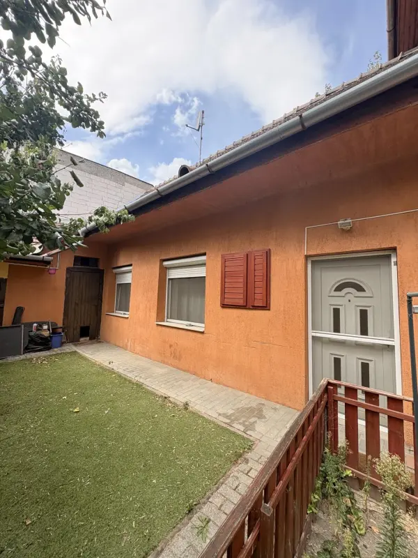 Eladó téglalakás, Vác 2 szoba 51 m² 55.7 M Ft