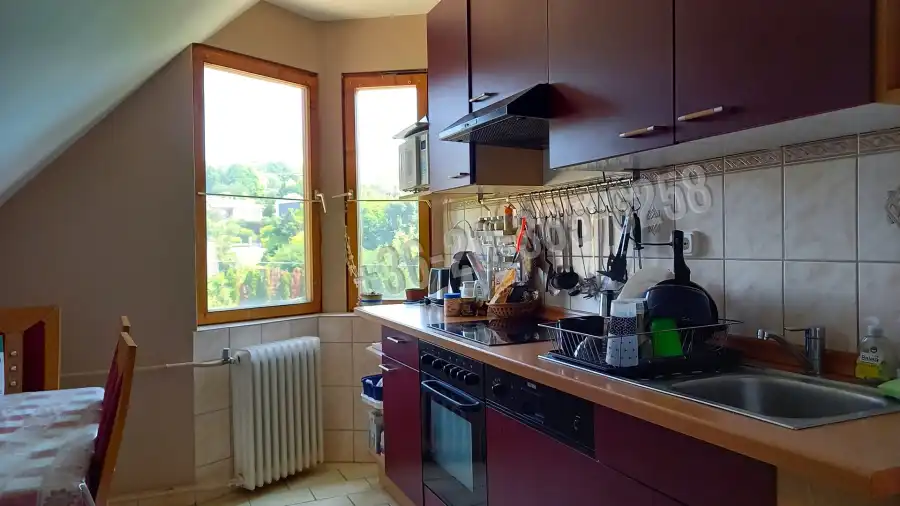 eladó téglalakás, Vác