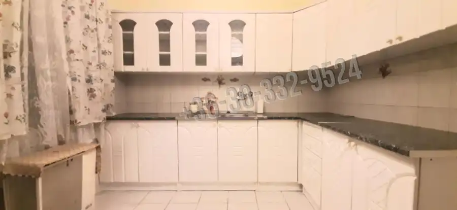 eladó téglalakás, Vác