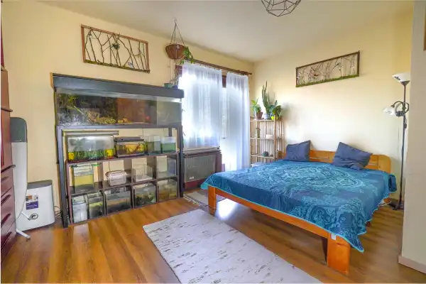 Eladó téglalakás, Vác 3 szoba 77 m² 82.5 M Ft
