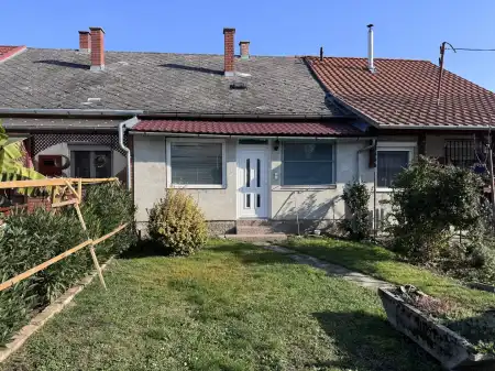 eladó téglalakás, Zákány