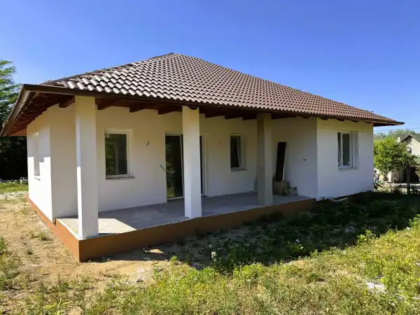 Eladó új építésű családi ház, Erdőkertes 5 szoba 113 m² 79.99 M Ft