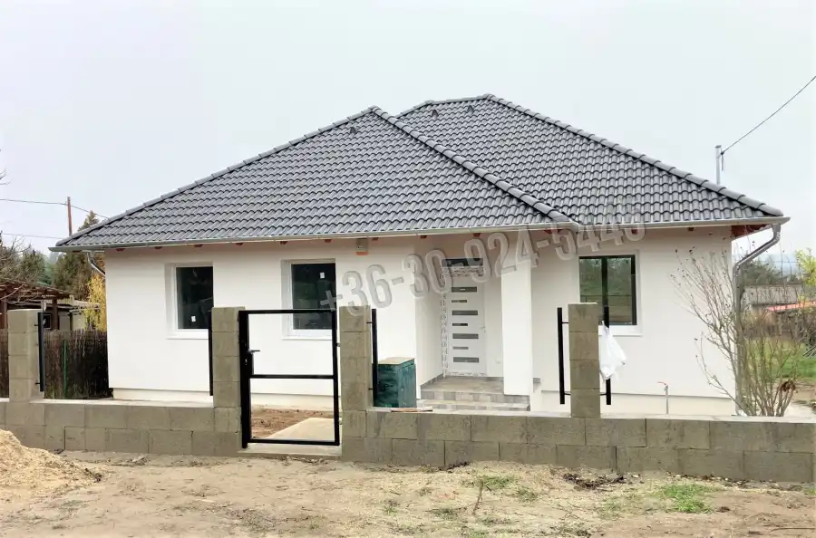 eladó új építésű családi ház, Erdőkertes