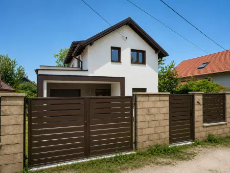 eladó új építésű családi ház, Göd