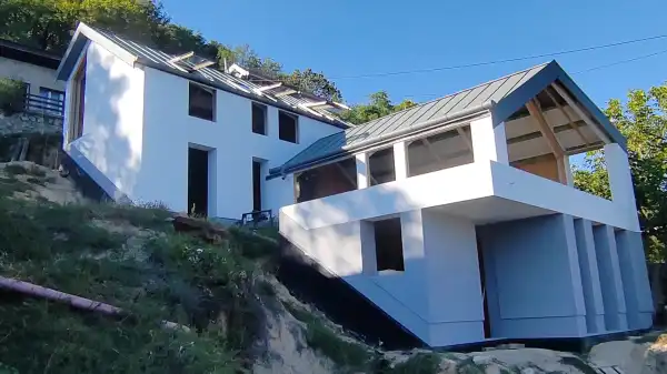 Eladó új építésű családi ház, Nagymaros 5 szoba 126 m² 114.9 M Ft