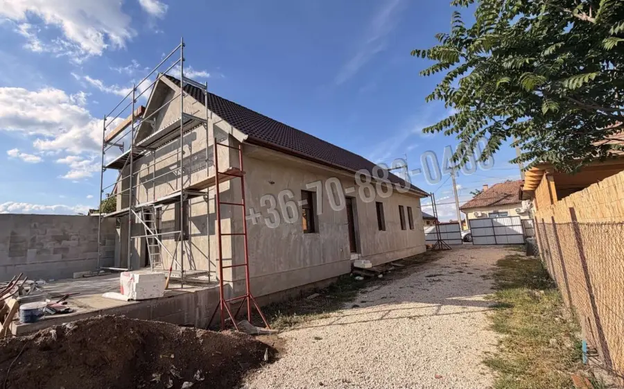 eladó új építésű családi ház, Újhartyán