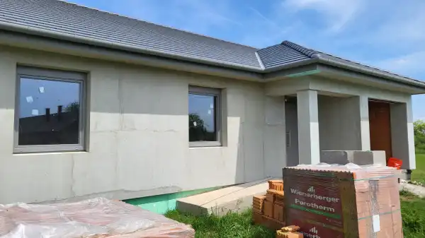 Eladó új építésű családi ház, Úrhida 4 szoba 130 m² 51 M Ft