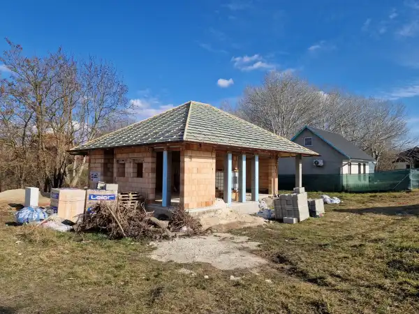 Eladó új építésű családi ház, Velence 3 szoba 110 m² 99.9 M Ft