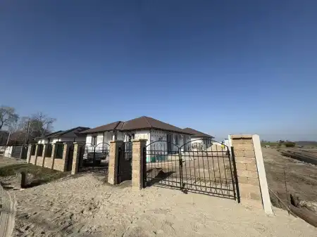 eladó új építésű ikerház, Áporka