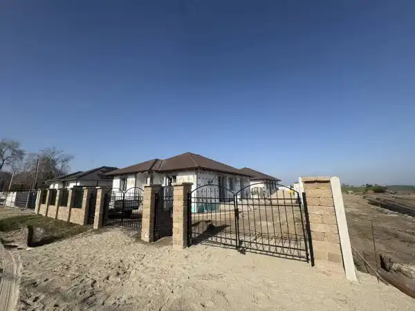 Eladó új építésű ikerház, Áporka 5 szoba 95 m² 79.5 M Ft