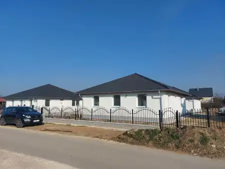 Eladó új építésű ikerház, Kakucs 4 szoba 90 m² 89.9 M Ft