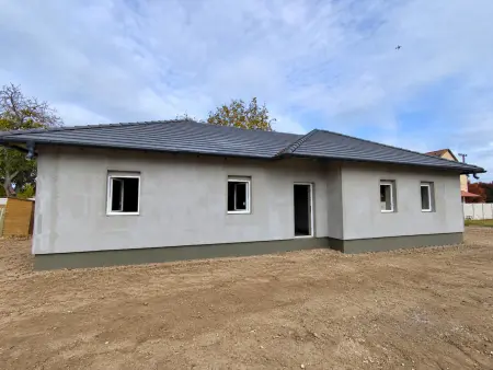 eladó új építésű ikerház, Újhartyán