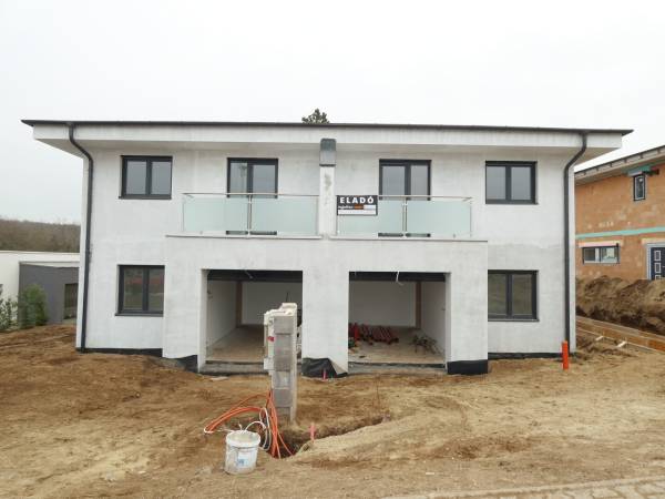 eladó újépítésű családi ház, Mogyoród