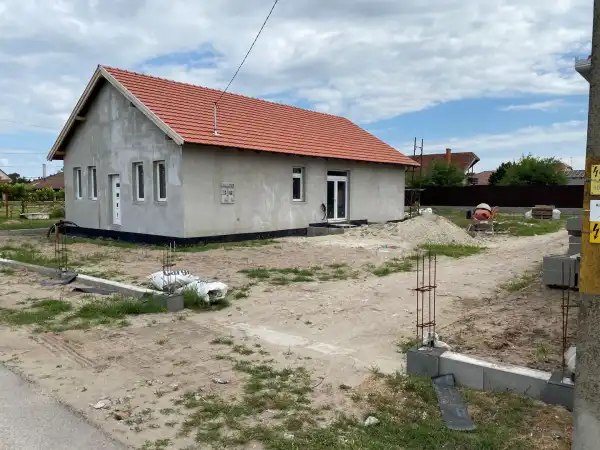 Eladó újszerű családi ház, Balástya 5 szoba 115 m² 45 M Ft
