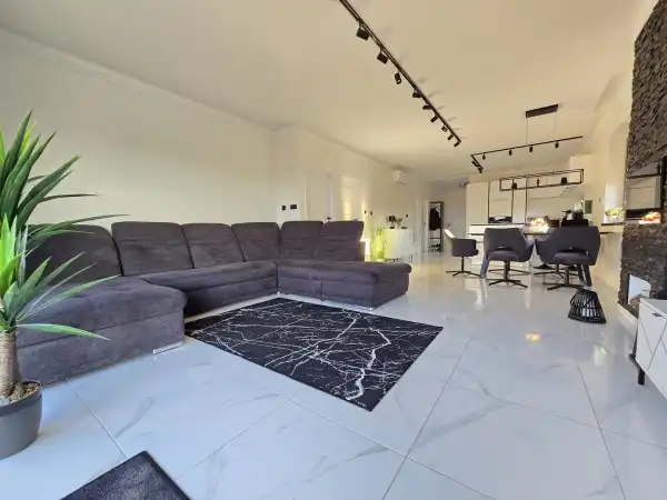 Eladó újszerű családi ház, Birján 4 szoba 132 m² 124.9 M Ft Eladó újszerű családi ház, Birján 4 szoba 132 m² 124.9 M Ft