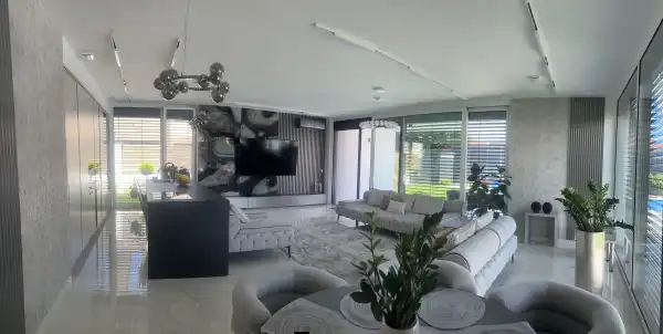 Eladó újszerű családi ház, Budapest, XVI. kerület 4 szoba 200 m² 439.9 M Ft