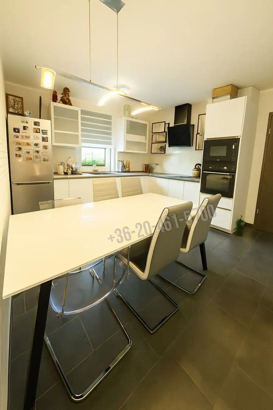 eladó újszerű családi ház, Győrzámoly