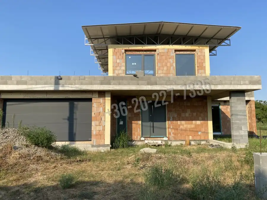 eladó újszerű családi ház, Ráckeve