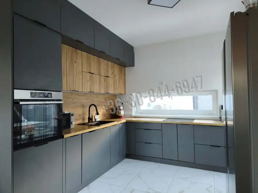 eladó újszerű családi ház, Teskánd