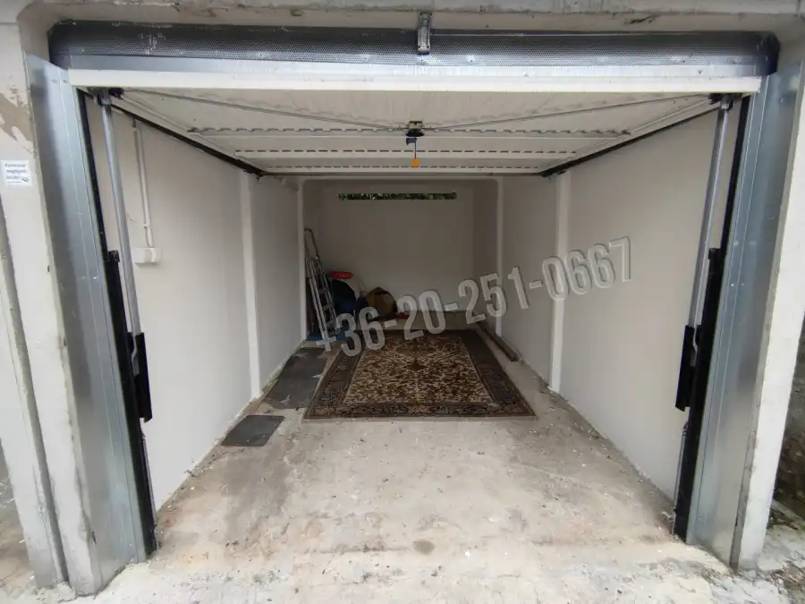 eladó újszerű garázs, Mohács