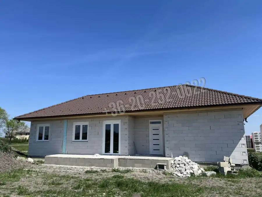 eladó újszerű ikerház, Iszkaszentgyörgy