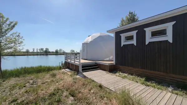 Eladó újszerű nyaraló, Délegyháza 3 szoba 76 m² 59 M Ft