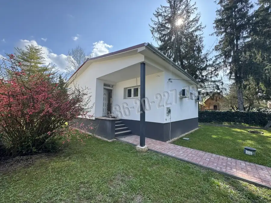 eladó újszerű nyaraló, Ráckeve