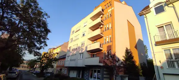Eladó újszerű téglalakás, Budapest, XIV. kerület 1+1 szoba 50 m² 72.75 M Ft