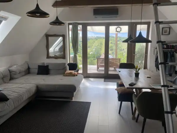 Eladó újszerű téglalakás, Eger 4 szoba 84 m² 99.9 M Ft