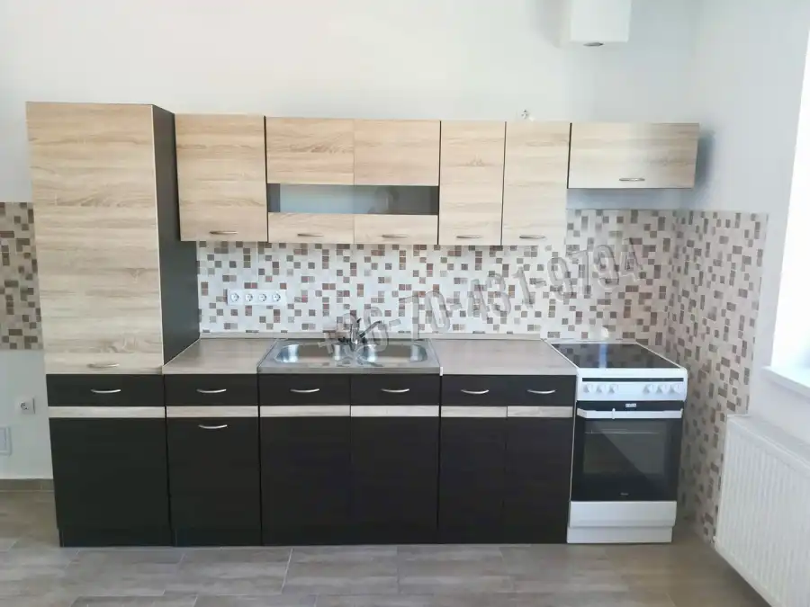 eladó újszerű téglalakás, Eger