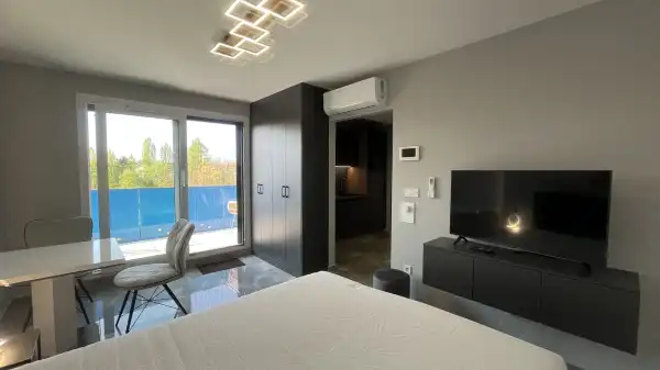 Eladó újszerű téglalakás, Hajdúszoboszló 1 szoba 25 m² 49.99 M Ft