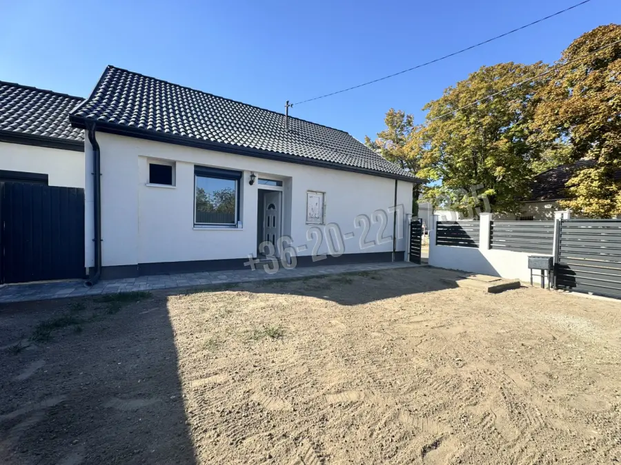 eladó újszerű téglalakás, Kiskunlacháza
